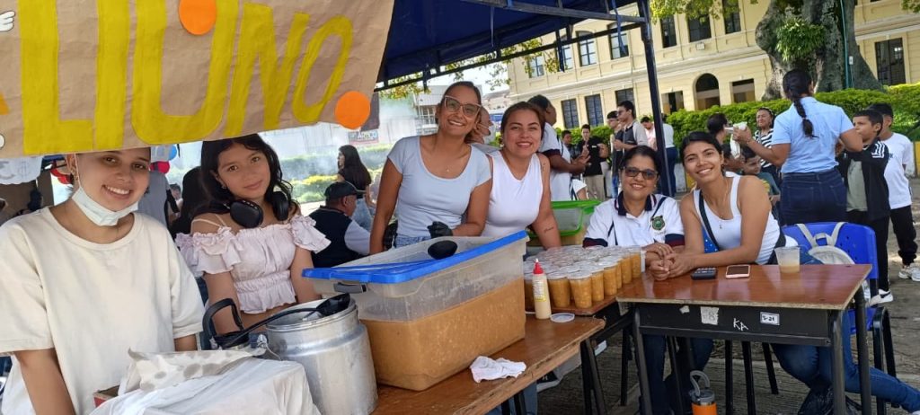 fdfc2153-c09f-4f7e-8995-d4c1e841f5d3