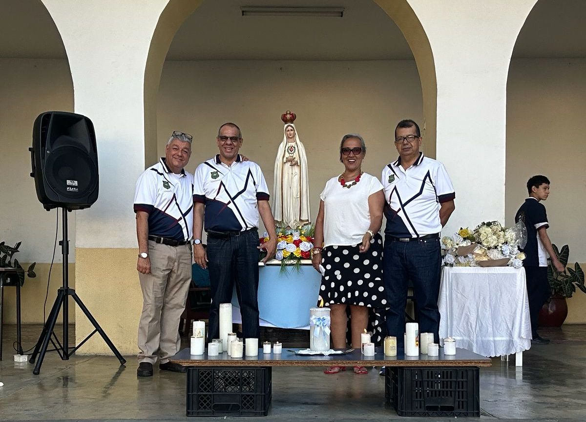 LA VIRGEN 9